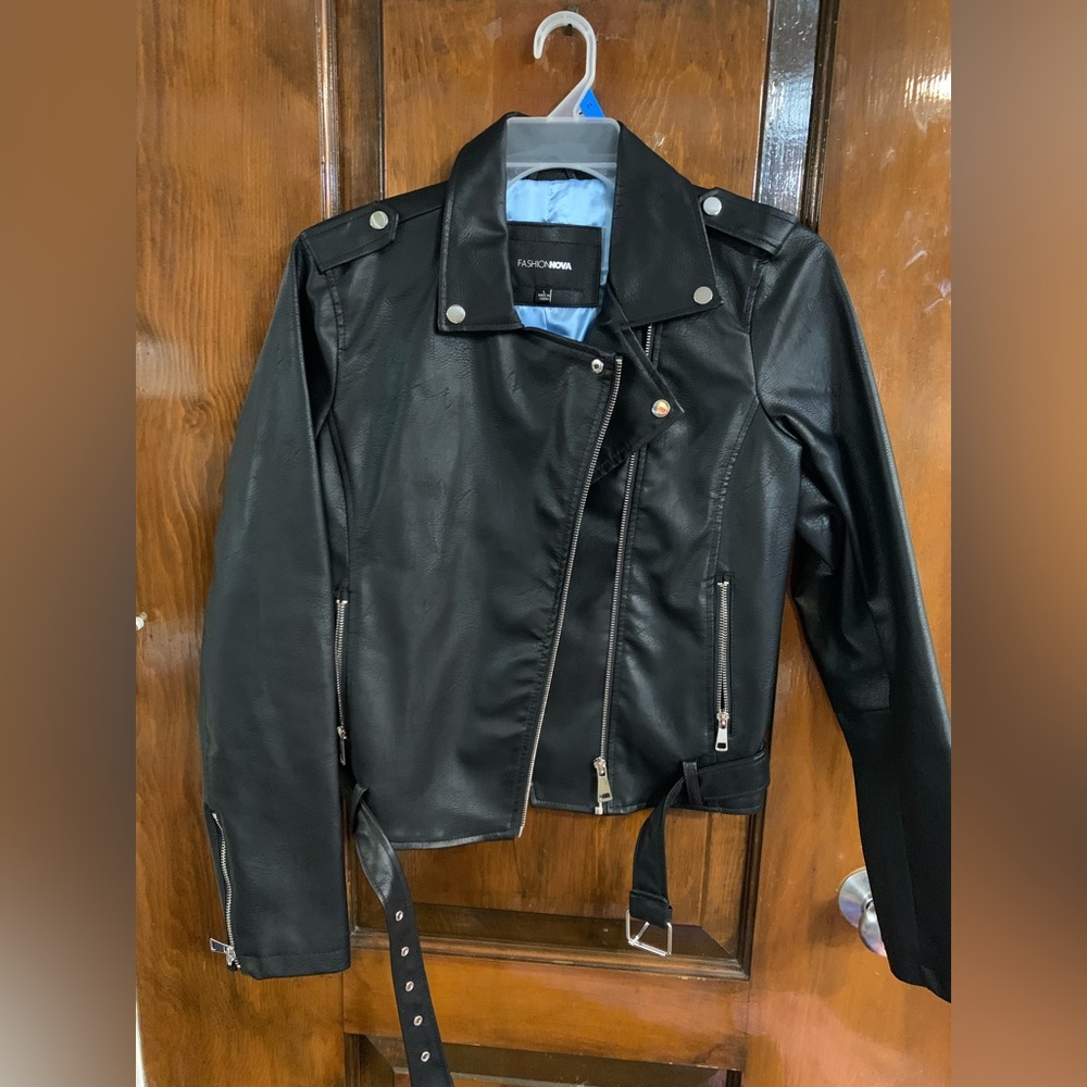 Fashion nova large leather jacket
